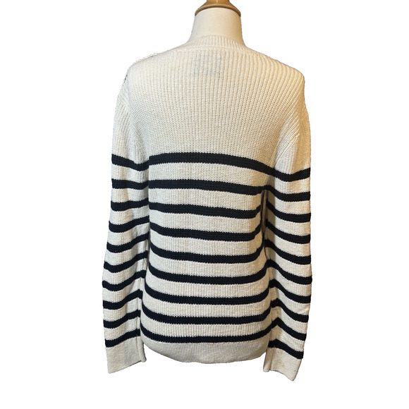 Abercrombie & Fitch Crewneck Ivory and Blue Striped Sweater Size Small - Picture 3 of 8